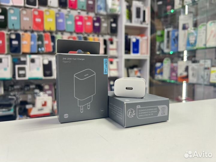 Зарядное устройство на iPhone 20W