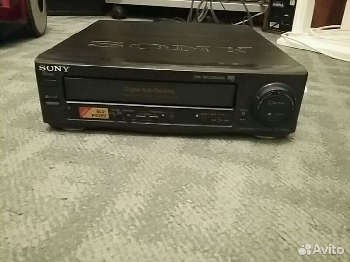Видеомагнитофон Sony