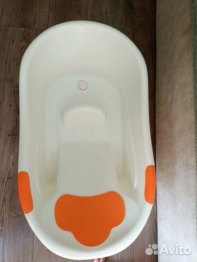 Ванночка для купания с горкой