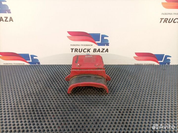 1268400 Проставка стремянки рессоры