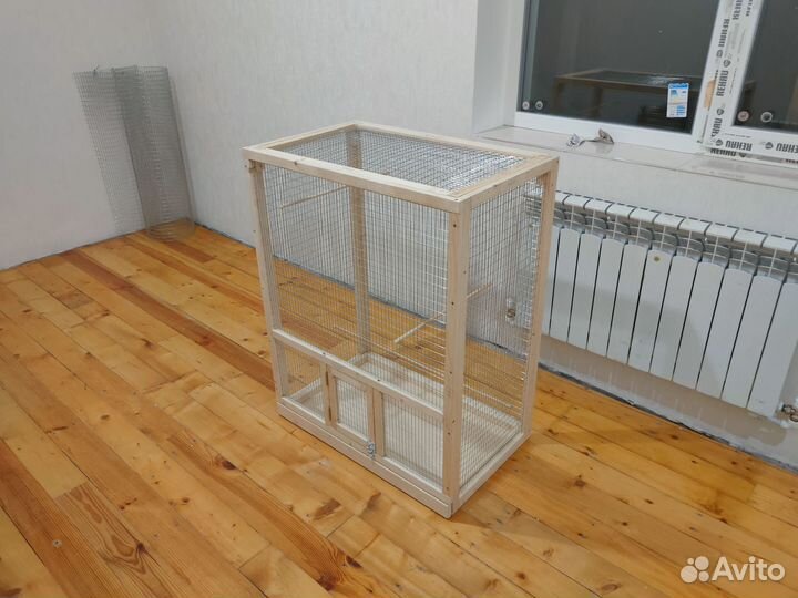 Большая клетка для птиц