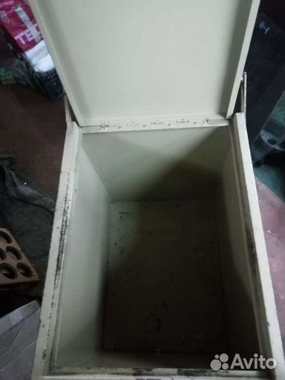 Тележка металлическая с крышкой