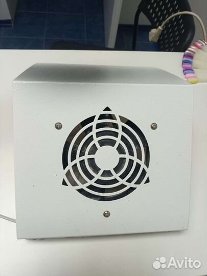 Маникюрный пылесос