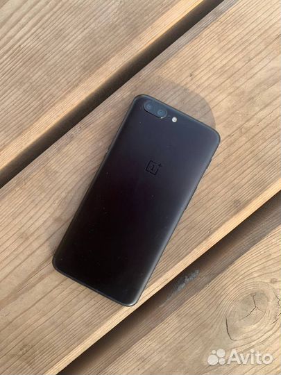 OnePlus 5, 8/128 ГБ