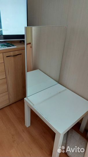 Зеркало в ванную и столик IKEA