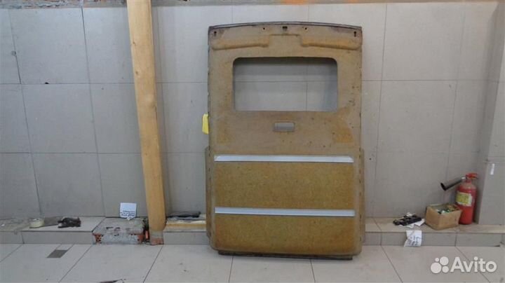 Обшивка потолка Mitsubishi Pajero, Montero 2 1991