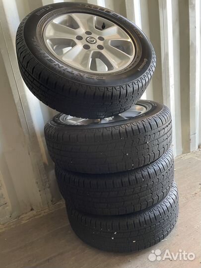 Continental ContiCrossContact LX 215/65 R16