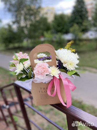 Букеты и композиции