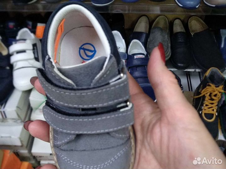 Ортопедические ботинки новые кожа Турция