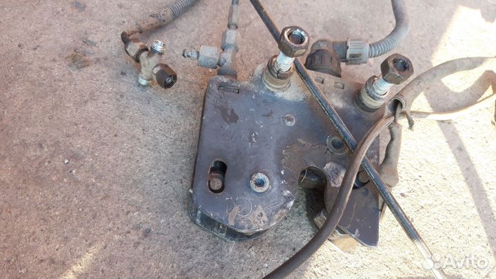 Гидрозамок кабины камаз