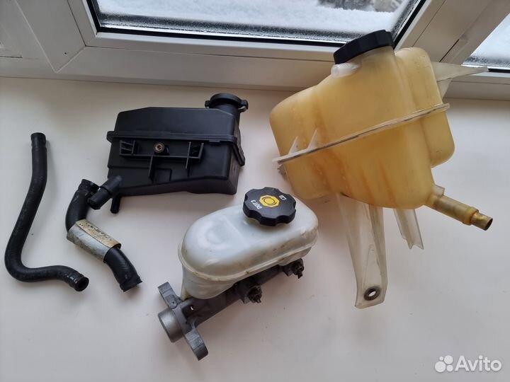 Кадилак срх бачок