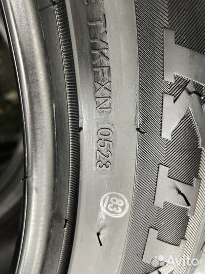 Kinforest KF-550 275/45 R21 и 315/40 R21 111Y