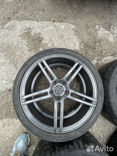 Бомбовые r18 5x114.3 235x40 8,5j