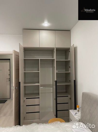 Шкаф распашной