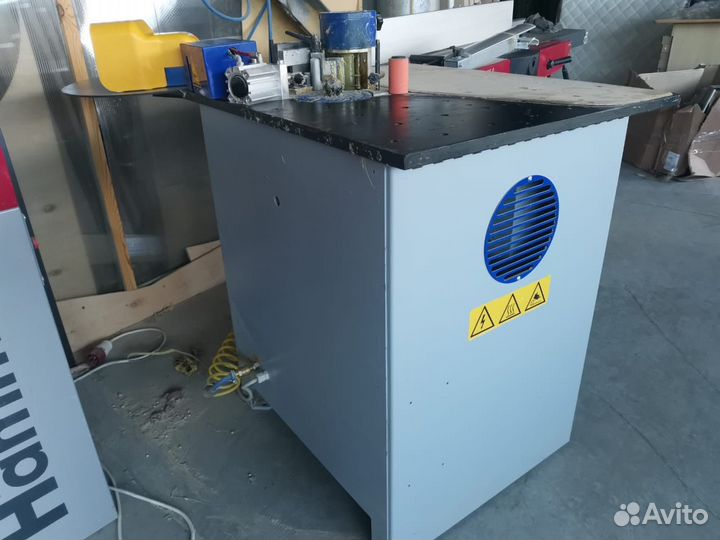 Кромкооблицовочный станок ForKa 300 S eco