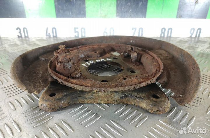 Щит опорный Toyota Camry v10