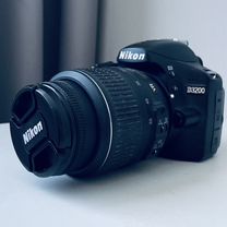 Nikon D3200 (Зеркальный фотоаппарат)