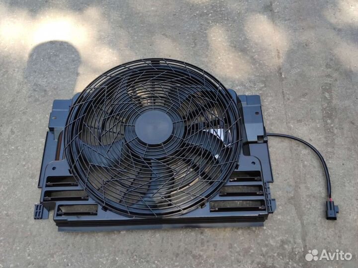 Вентилятор радиатора BMW X5 E53 64546921382