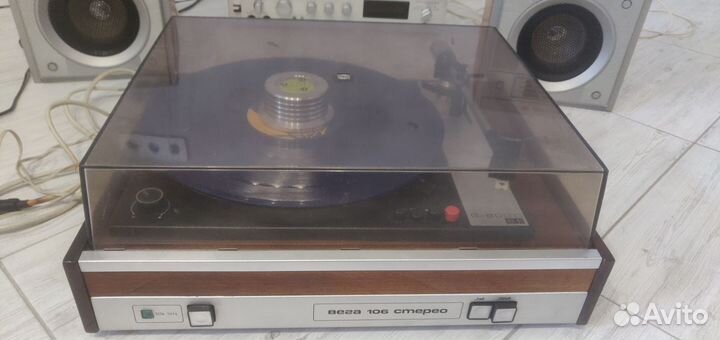 Проигрыватель винила Вега 106 стерео