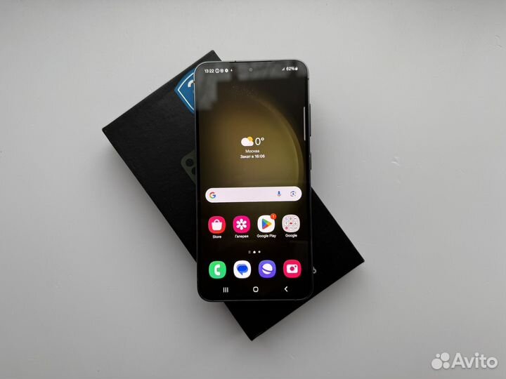 Samsung Galaxy S23, 8/128 ГБ