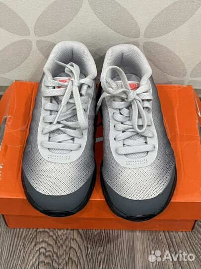 Кроссовки nike Air Max Invigor 11 C новые