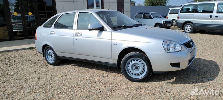 LADA Priora 1.6 МТ, 2014, 180 000 км