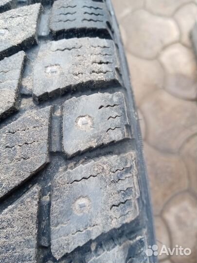 Dunlop Grandtrek Ice 02 225 R17