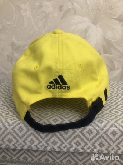 Новая кепка adidas