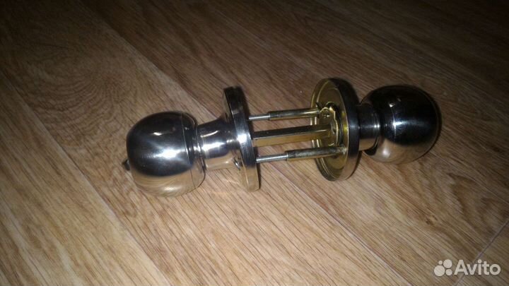 Ручка дверная межкомнатная