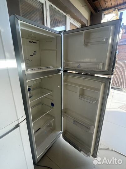 Холодильник б/у whirlpool