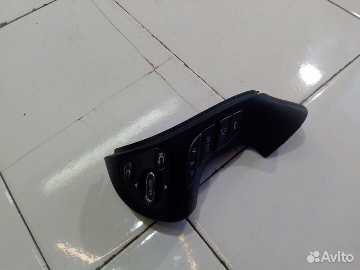 Блок кнопок на руль (Infiniti QX60)