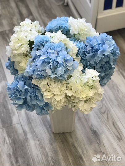 Гортензия Исскуственная