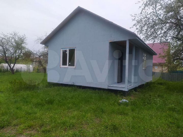 Дом 48,5 м² на участке 6 сот.