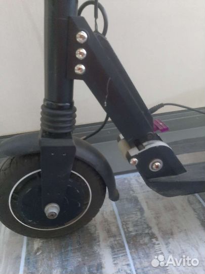 Самокат взрослый электрический бу