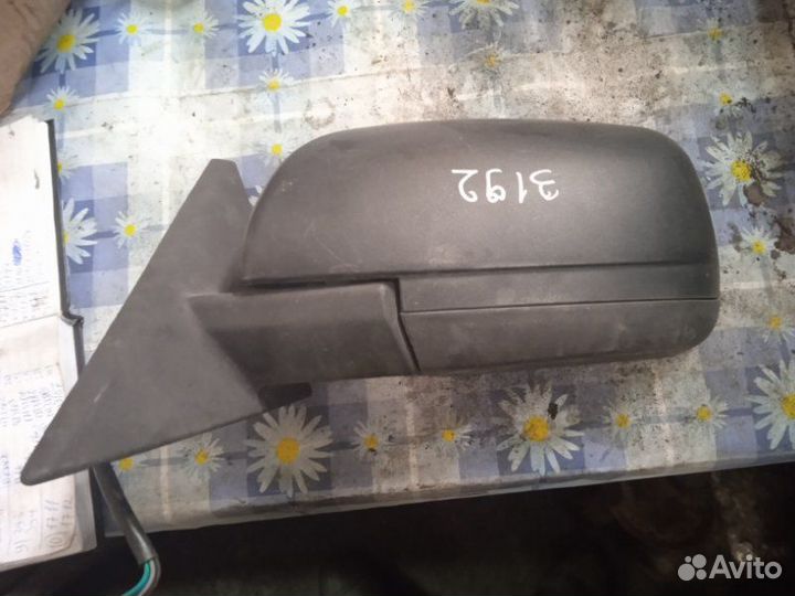 Зеркало заднего вида боковое левое LADA Priora