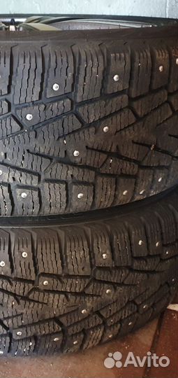 Колеса на Nissan Juke 215/55 R17