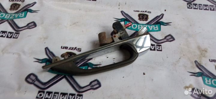 Ручка двери внешняя Mercedes-Benz E W123 зад прав