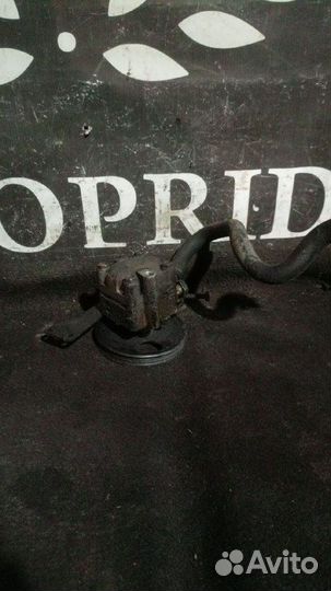 Насос гура Nissan Sunny