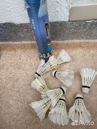 Воланчик из перьев