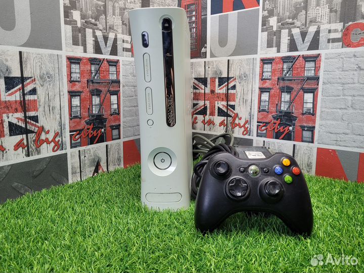 Microsoft Xbox 360 Arcade 60GB Покупка/Продажа
