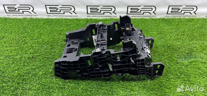 Кронштейн Range Rover Sport 2 рестайлинг