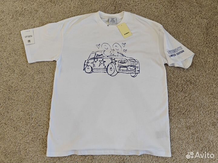 Футболка Vetements Scribbled Car/Heart