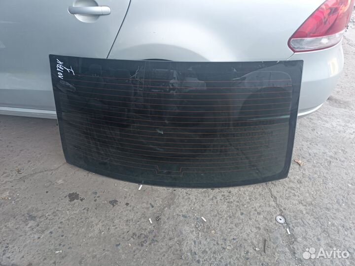 Стекло заднее Renault Logan 1 с обогревом