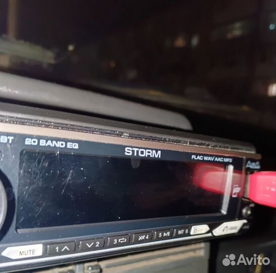Магнитола aura storm 555BT