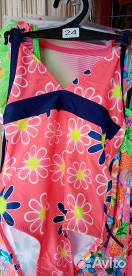 Купальники новые, детские и подростковые
