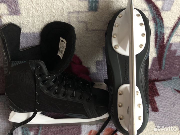 Коньки хоккейные 42 размер