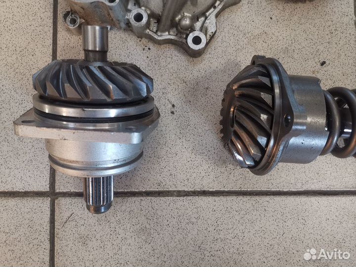 Угловой редуктор с валом Honda vfr 1200