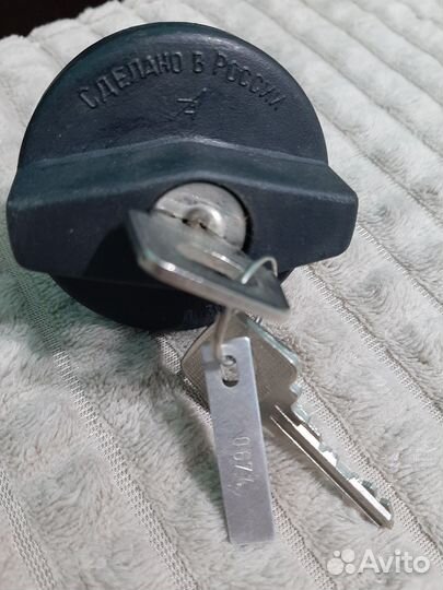 Замок для бензобака Лада 2115