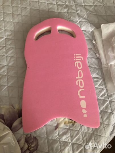 Доска для плавания на доставке