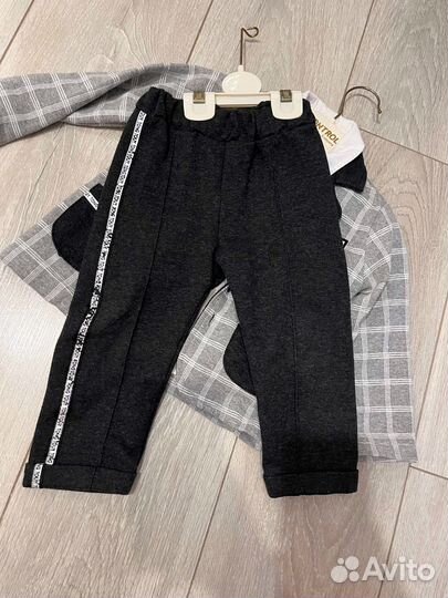 Костюм (брюки + рубашка + пиджак )